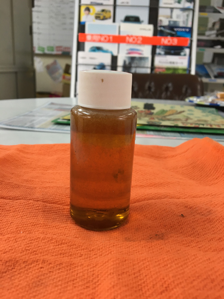 新品エンジンオイル